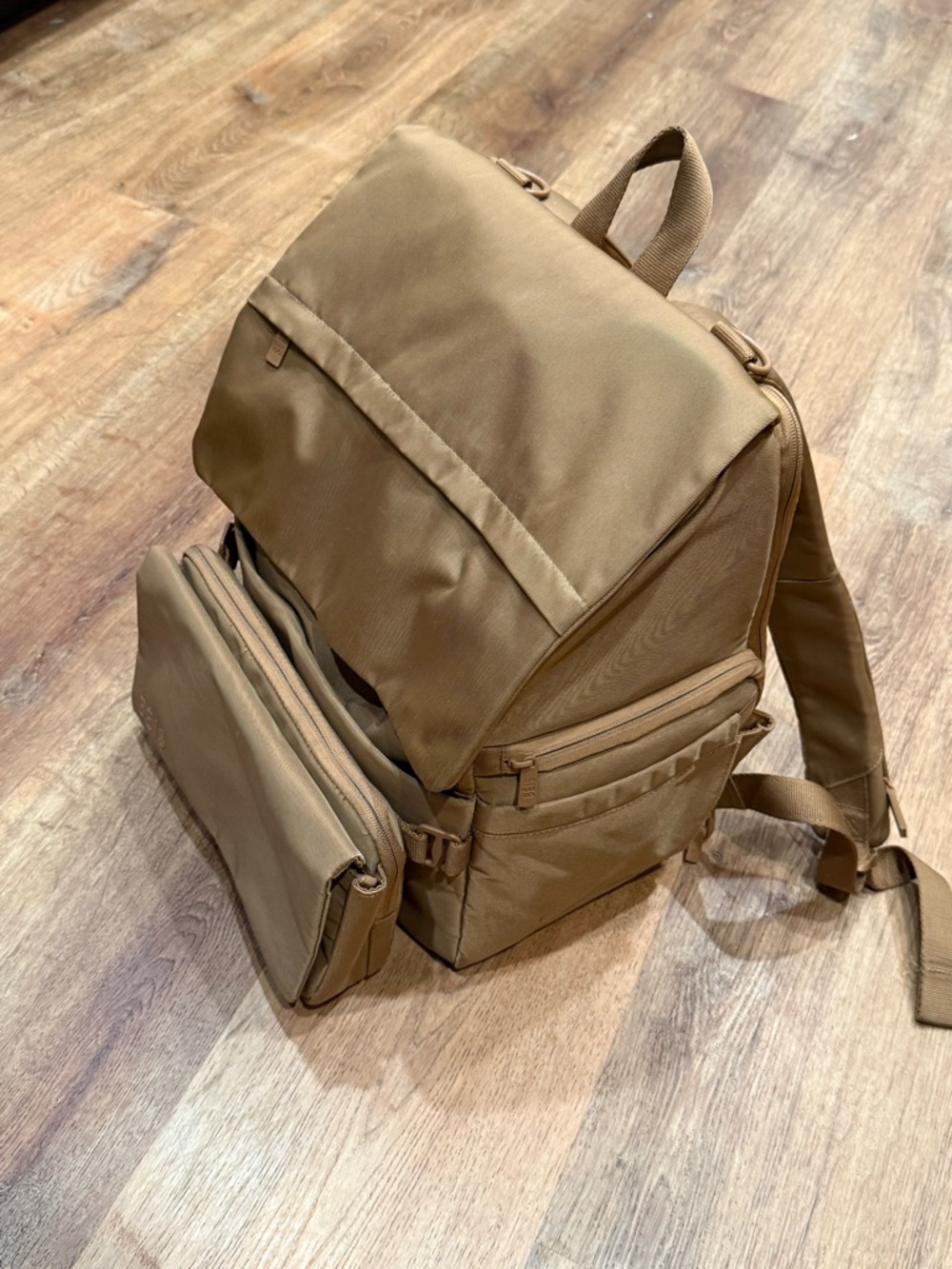 Beis the ultimate diaper bag cognac - Picture 2 of 7